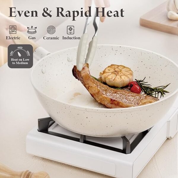 Set me 11 tenxhere dhe tiganë